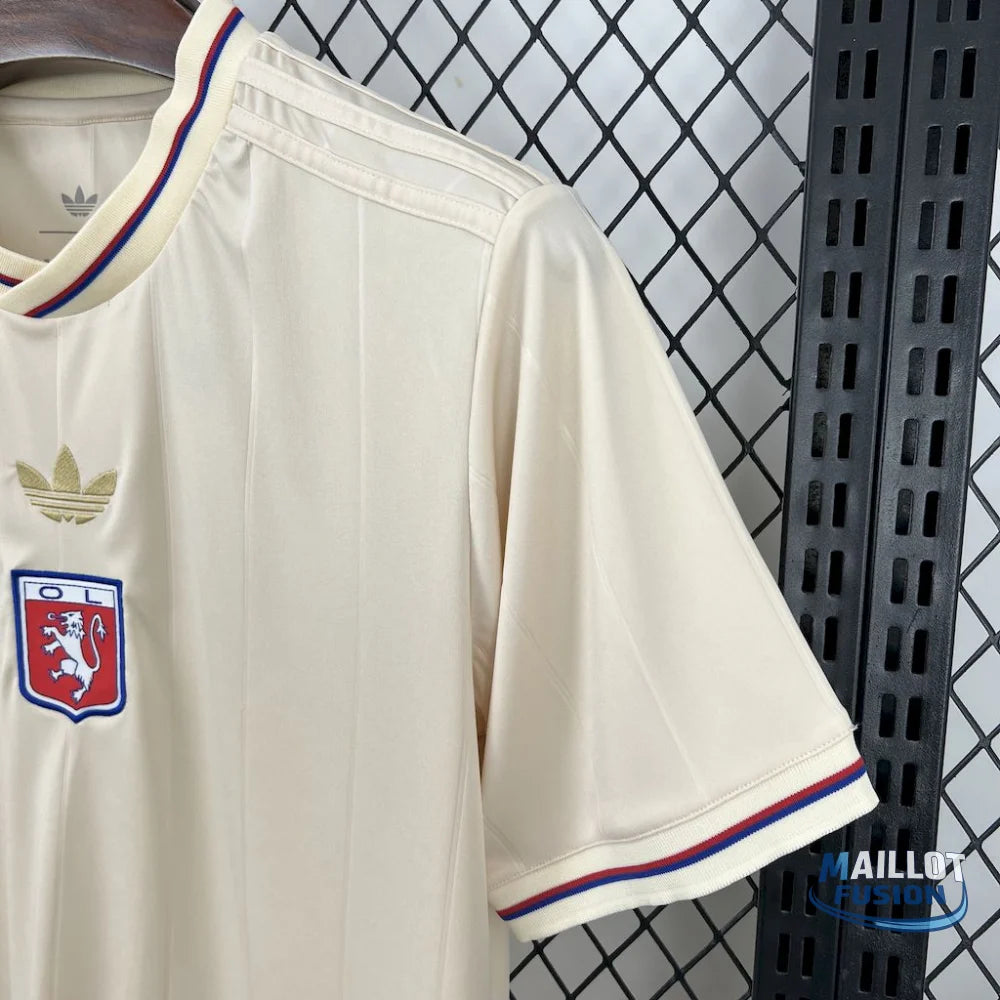 Maillot Lyon concept 2025-26