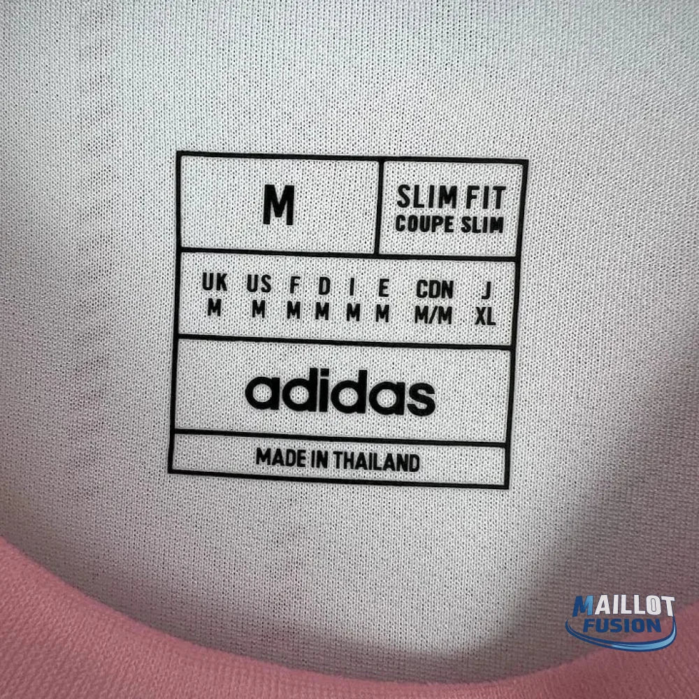 Maillot Réal Madrid concept 2025