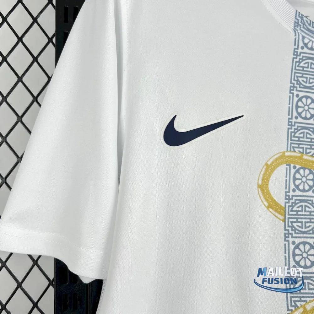 Maillot Tottenham concept 2025-26