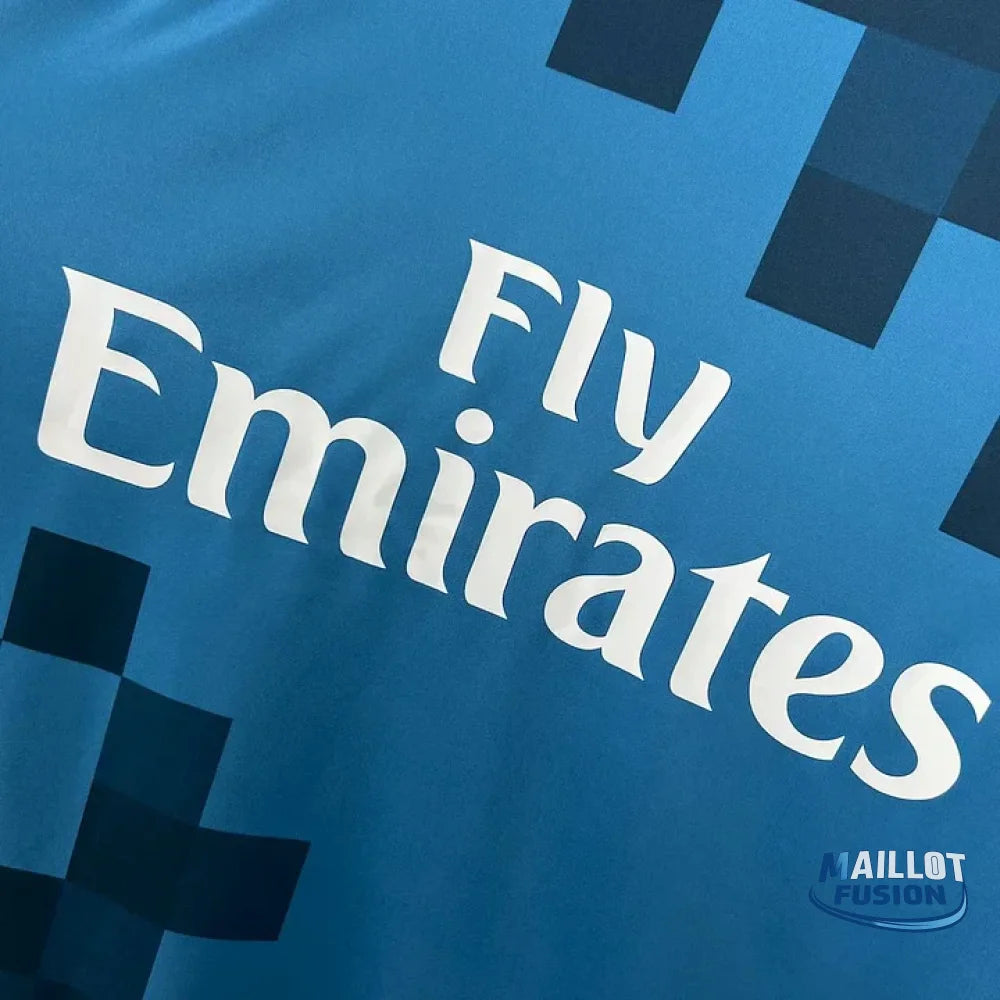 Real Madrid maillot foot 2017 2018 retro